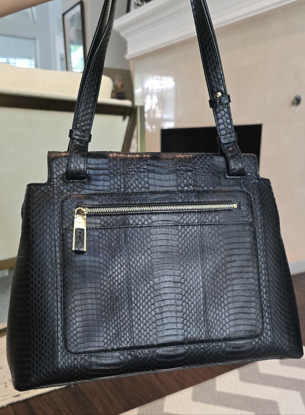 🌟 Salvatore Ferragamo Black Python Leather Bag, New and Authentic - Picture 14 of 16